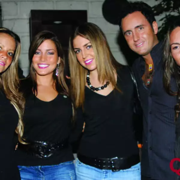 Beatriz Ibarra, Adriana Fonseca, Fernanda Peón, Úrsula Montserrat, Alberto Moheno