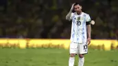 El juego Argentina vs México es el más cotizado en el Mundial 2022 hasta ahora. (Messi durante un partido agarrándose la cabeza).