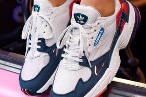 Adidas Falcon