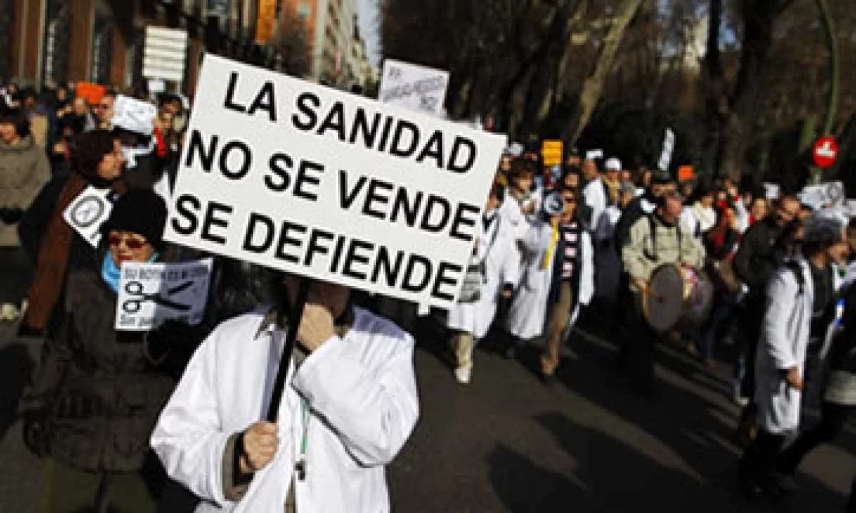 Las protestas contra las medidas de austeridad y privatización se han incrementado en España. (Foto: AP)