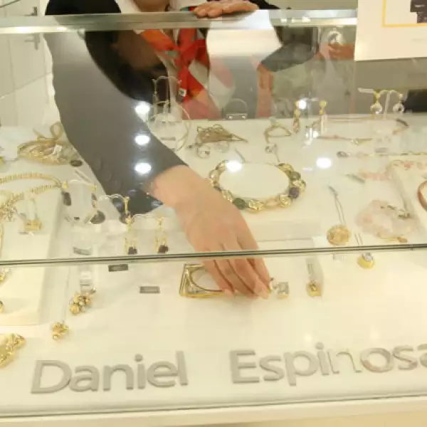 Daniel Espinosa presenta su nueva linea en plata