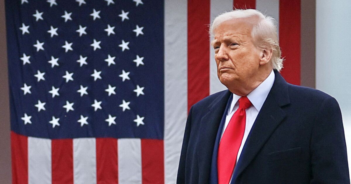 Trump, tarifeler hakkındaki uyarıları görmezden geldi ve ABD'ye yeni bir ticari açık kaydı aldı