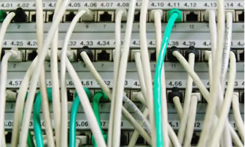 En el segundo trimestre de 2011 aumentaron en 10.4% los accesos de banda ancha para llegar a 7.7 millones de clientes Infinitum. (Foto: Photos to go)