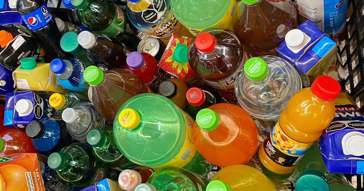 Hacienda, Meksika'da alkolsüz içecek ve sigara içmek için IEP'leri yükseltmek ve “şiddetli video oyunlarına” vergi koymak istiyor