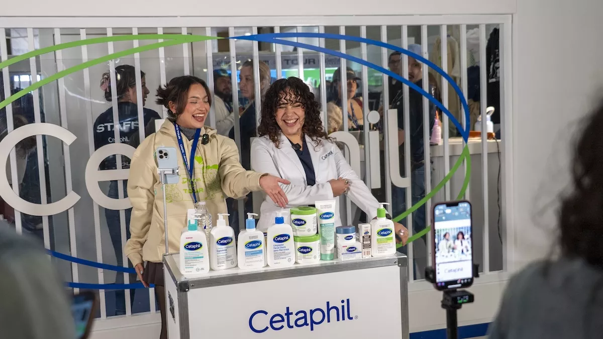 Esta pop-up de skincare desmiente los hacks de Tik Tok que están arriesgando tu piel.