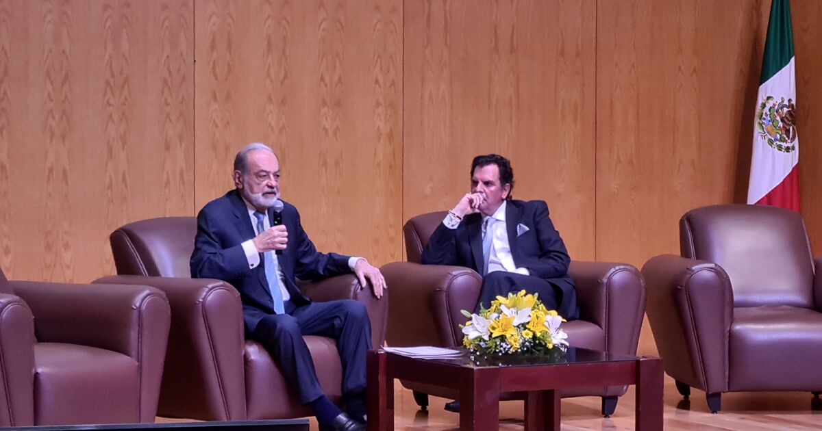 Carlos Slim Meksika'daki gelişme eksikliğini sorguluyor