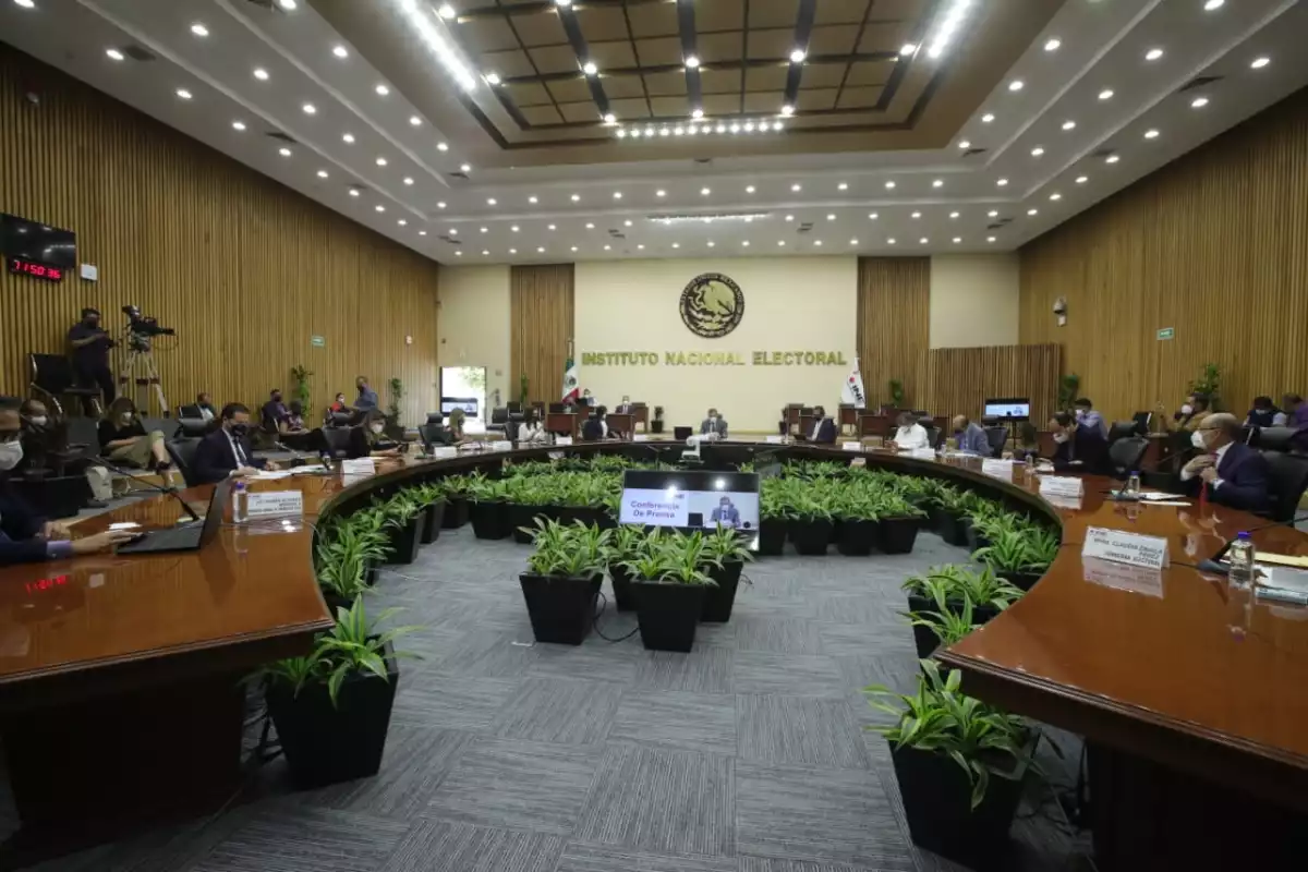 El INE denuncia amenazas e intimidación