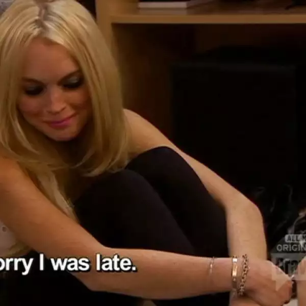 Indrani dijo sobre la cantante: `Nunca he tenido una relación con una mujer antes, pero Lindsay es alguien que me parece fascinante, hermosa, muy elegante y súper hot´.