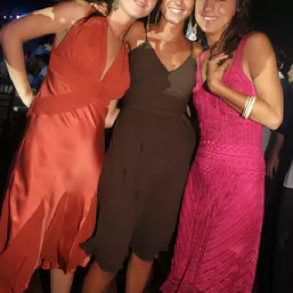 Estefanía Carrete, Belém Carrete, Alejandra Álvarez