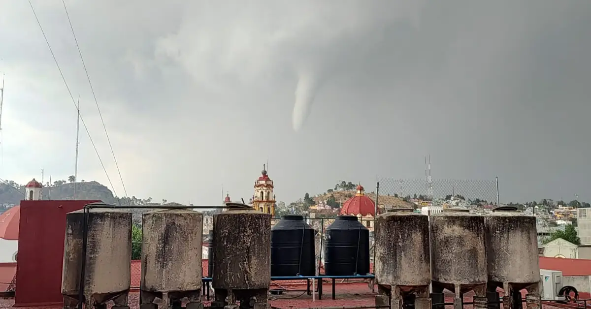 tornado-en-toluca.png
