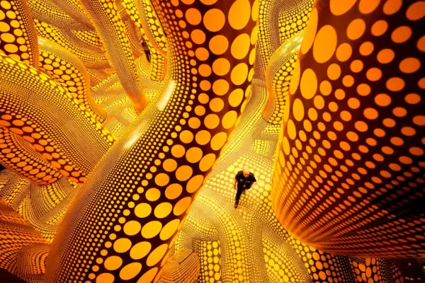 Obras de Yayoi Kusama.png