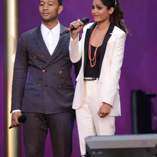 John Legend, Freida Pinto.