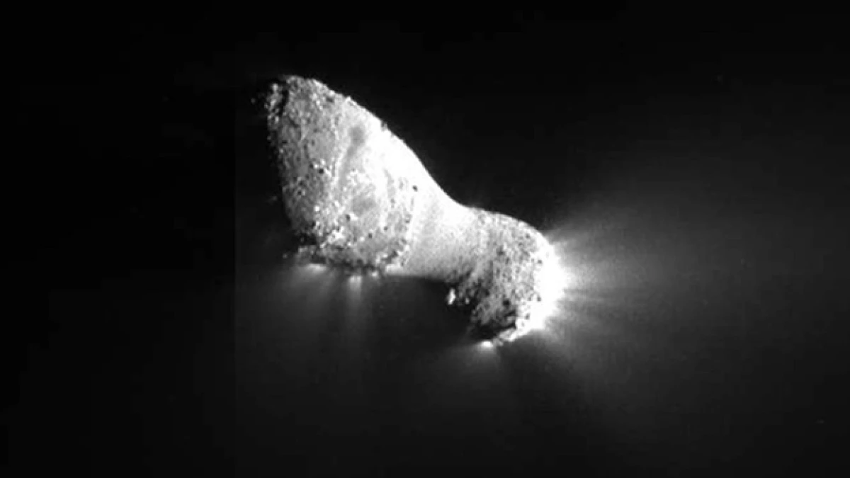 muy cerca de un cometa