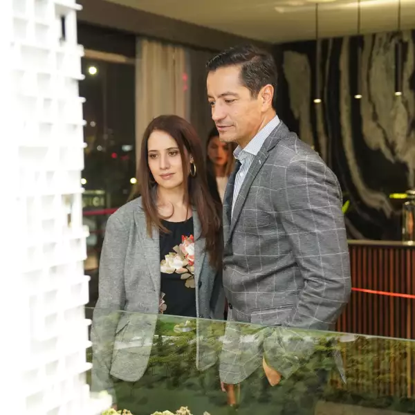 Elena Vázquez y Enrique Schleske