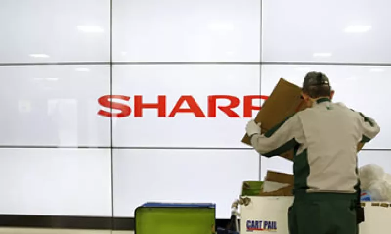 Foxconn podría mejorar su posición como el principal fabricante contratista de Apple, tras la compra de Sharp. (Foto: Reuters)