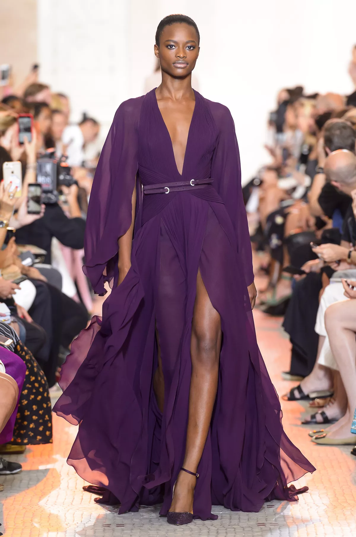 Elie Saab HC F18 056.jpg