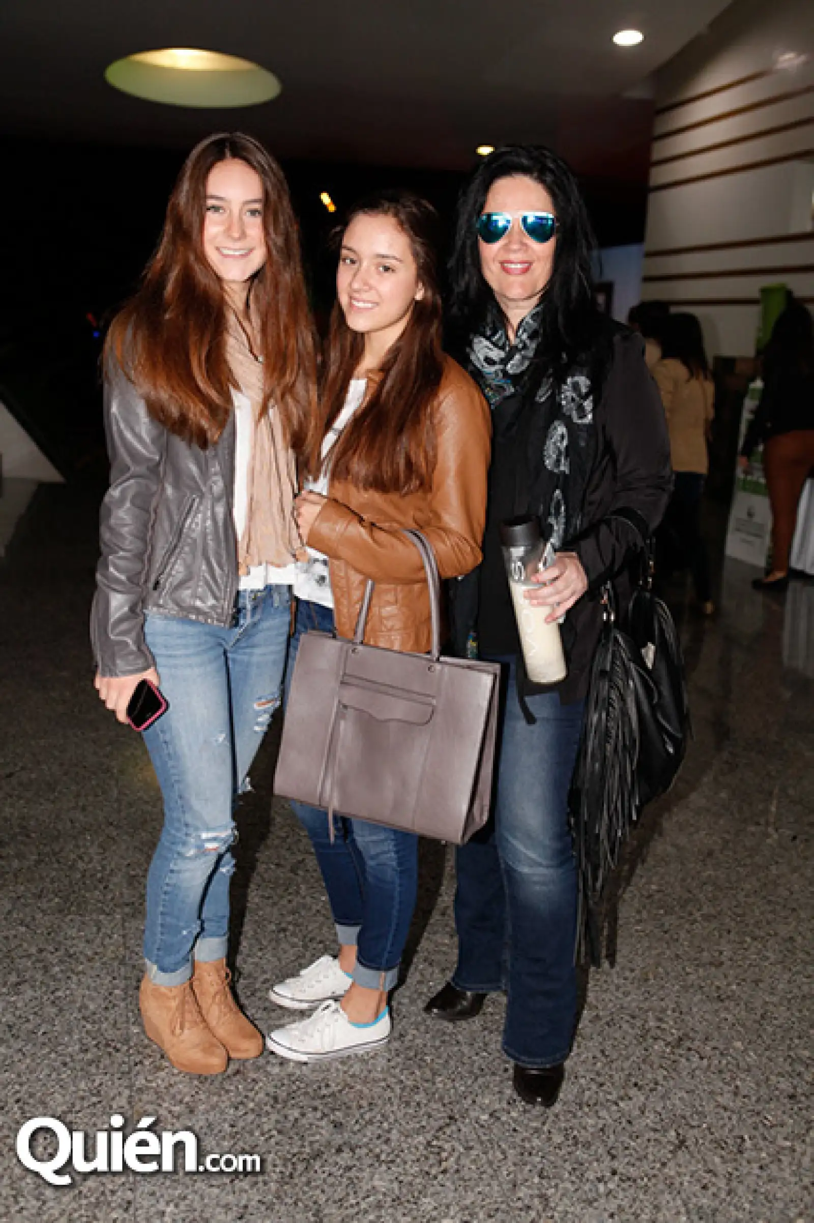 Paula Hool,Isabella Gross e Isabel Guerrero