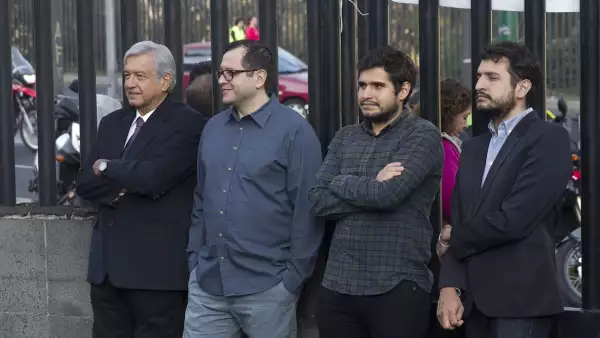 López Obrador y su hijos mayores