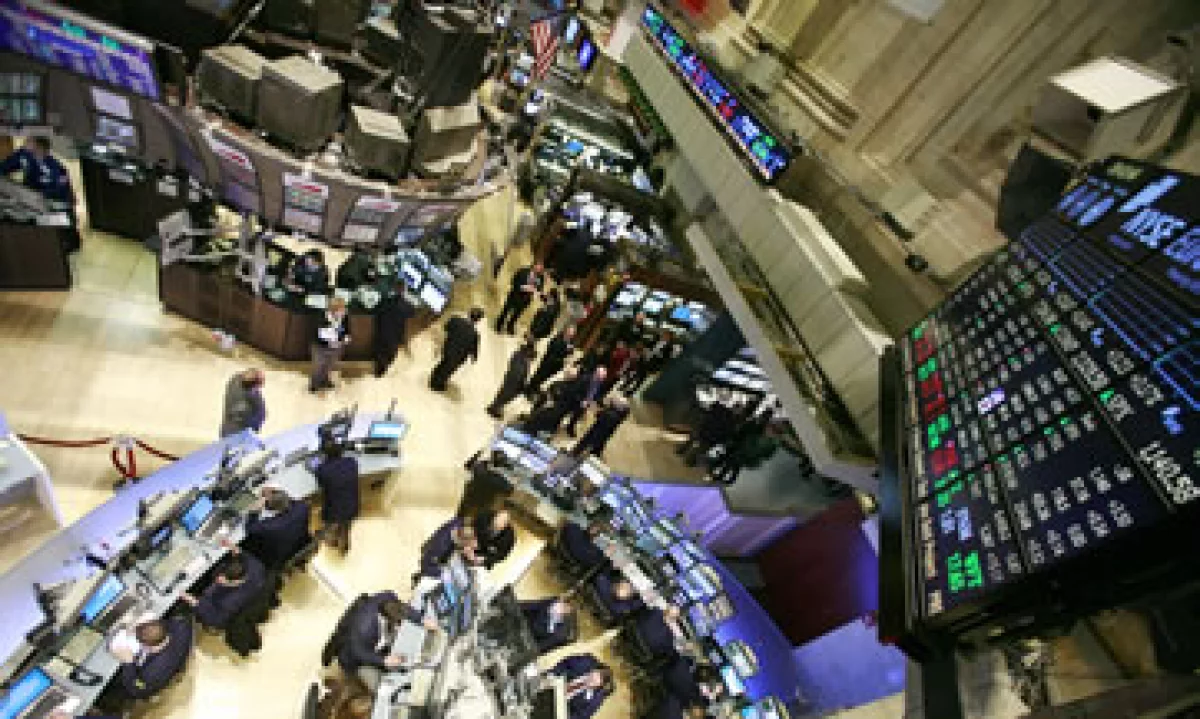 Los títulos de JPMorgan Chase, Bank of America, Goldman Sachs y Citigroup, subieron cerca de 4%. (Foto: AP)