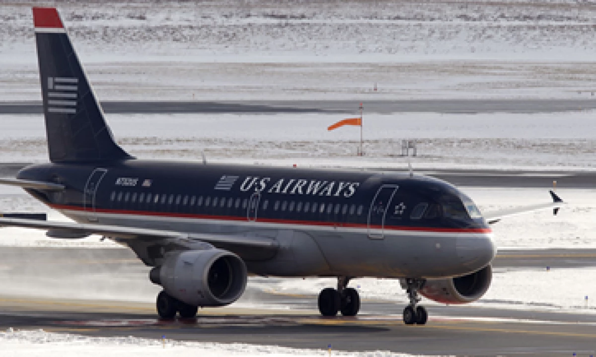 Ejecutivos de US Airways han buscado en forma activa un acuerdo con American Airlines. (Foto: AP)