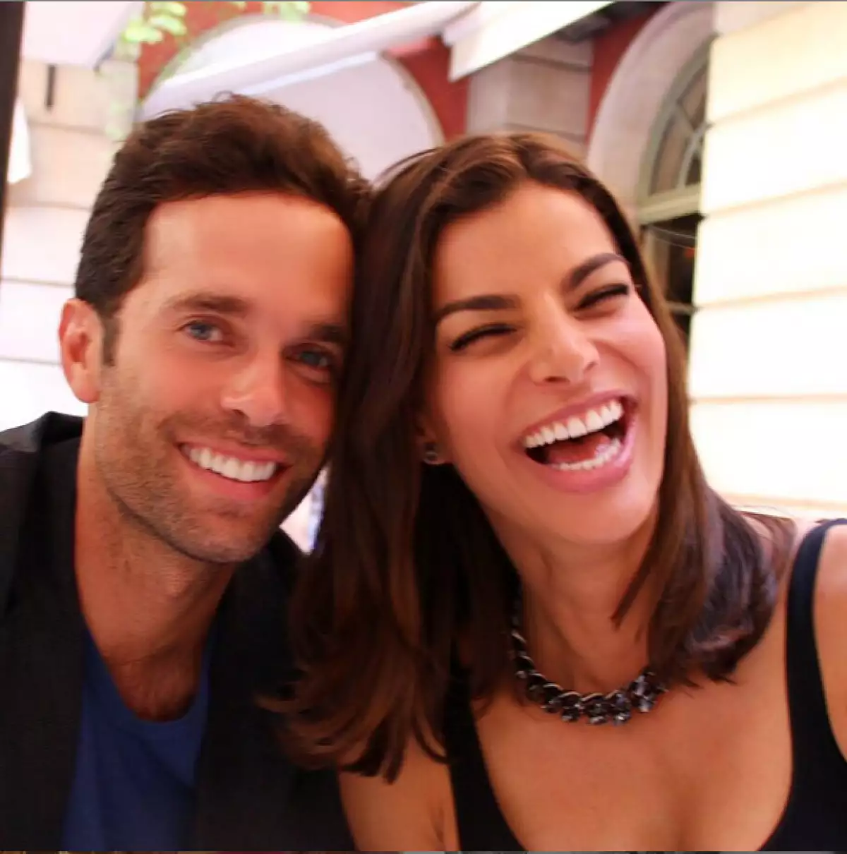 Los vimos despedirse de Europa hacia un lugar hasta entonces desconocido. Ahora sabemos que la pareja ha llevado su amor a Estados Unidos.