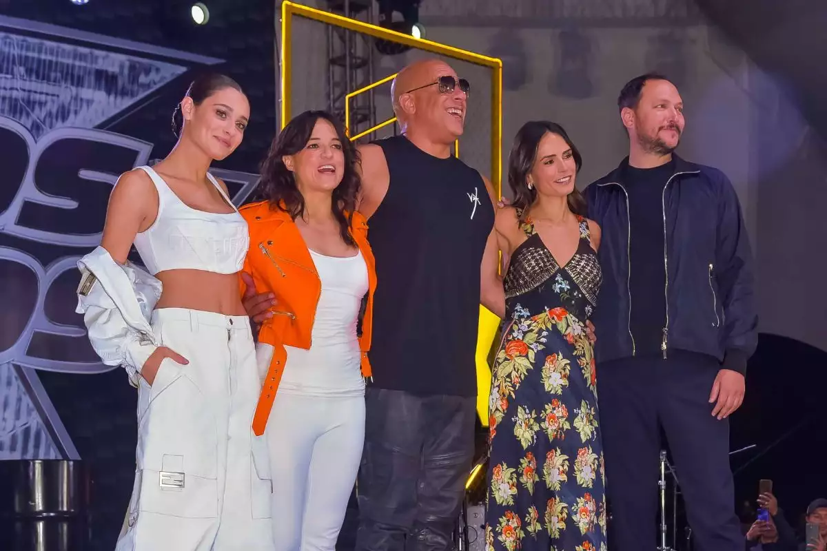 Vin Diesel y el elenco de Rápidos y Furiosos X en la Ciudad de México