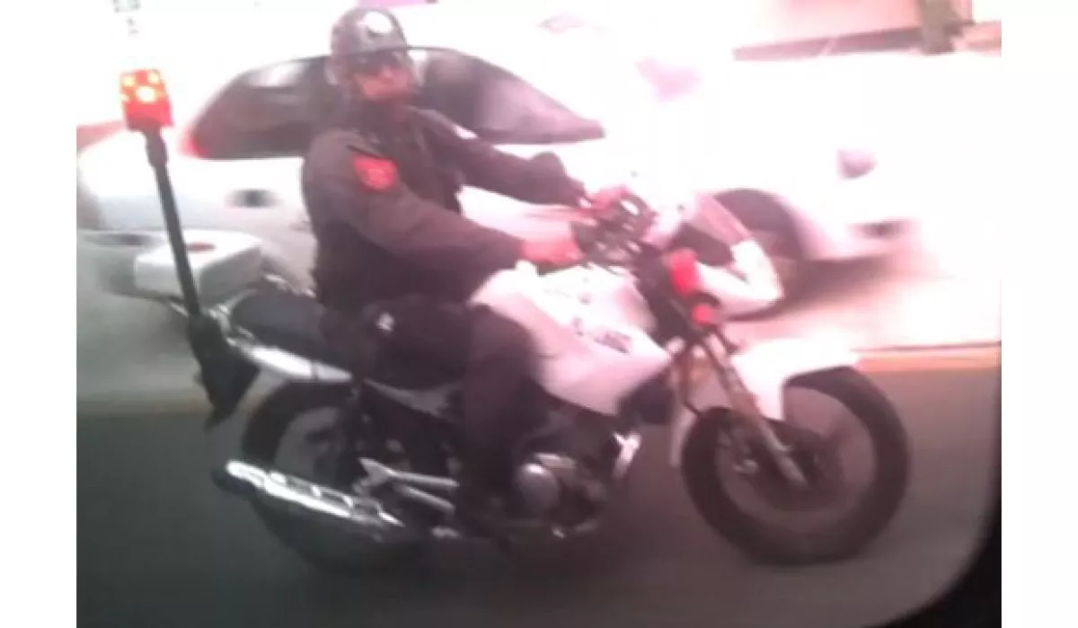 Durante su trayecto la banda fue escoltada por varios policías en motocicleta.