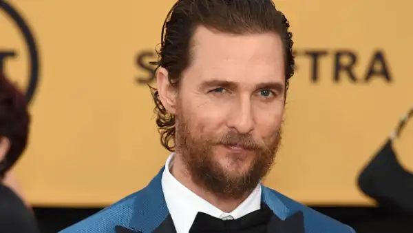 De Matthew Mcconaughey a Zac Efron... Te contamos de los galánes y empresarios de Hollywood que se han enamorado de las latinas.