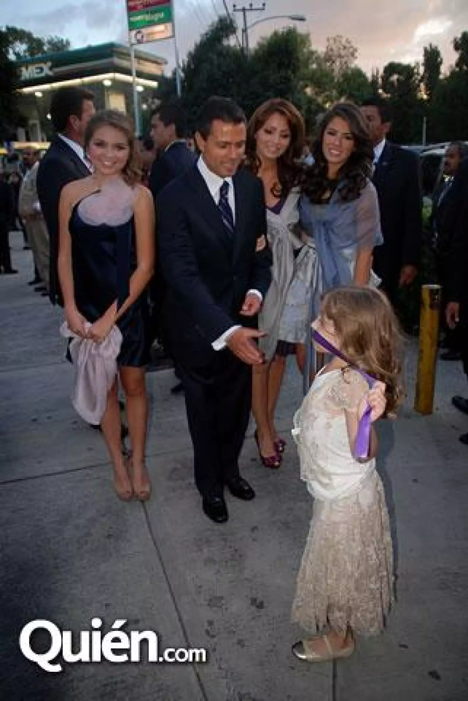 Sofía Castro,Enrique Peña Nieto,Angélica Rivera,Paulina Peña y Regina Castro