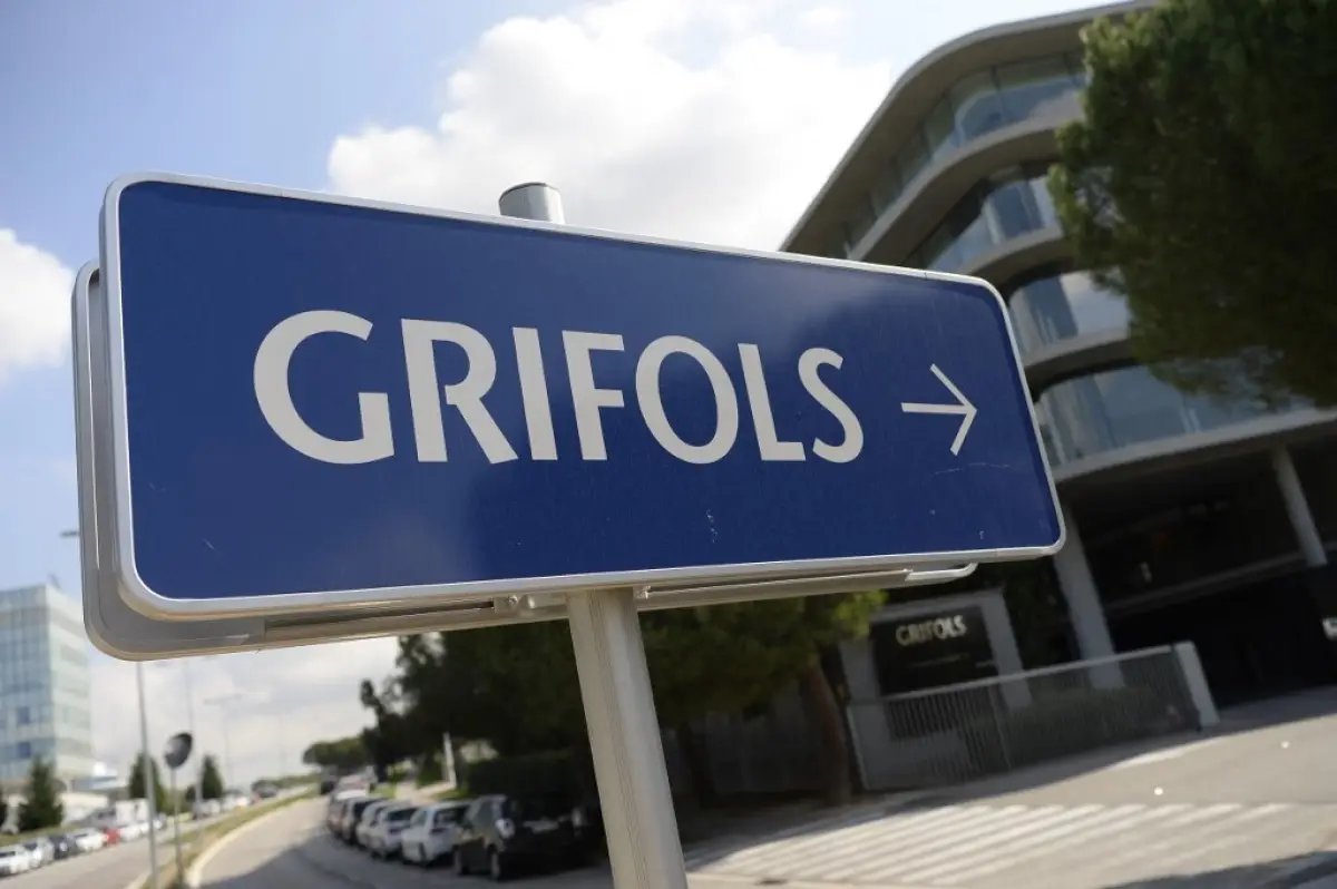 Accions de Grifols caen; empresa dice que demandará 