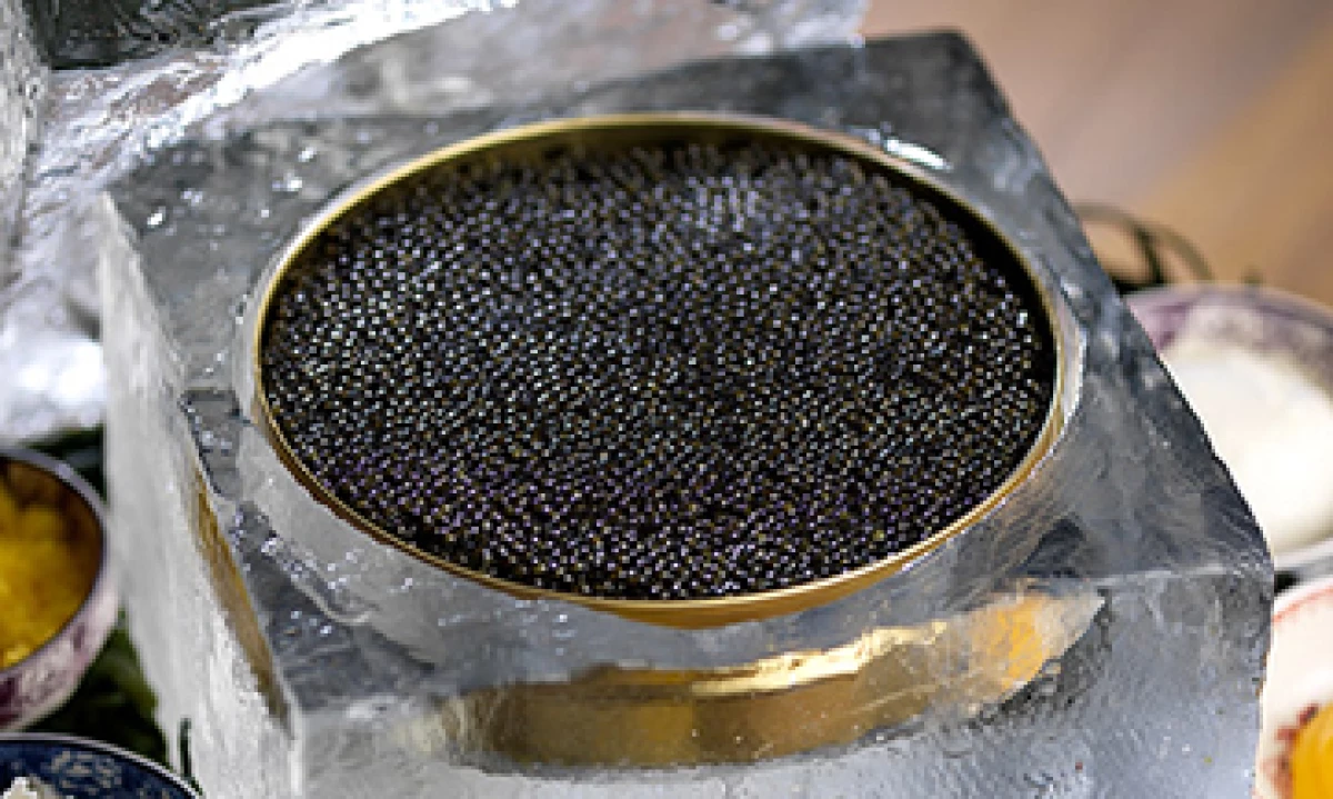El kilo de caviar puede llegar a costar más de 5,000 dólares. (Foto: cortesía The Cosmopolitan Las Vegas/CNNMoney)