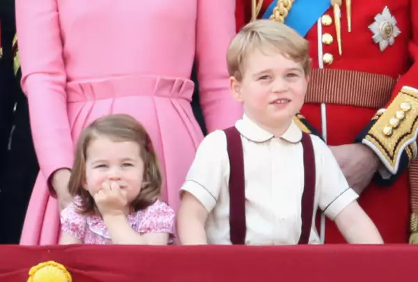 Princesa Charlotte y principe George.