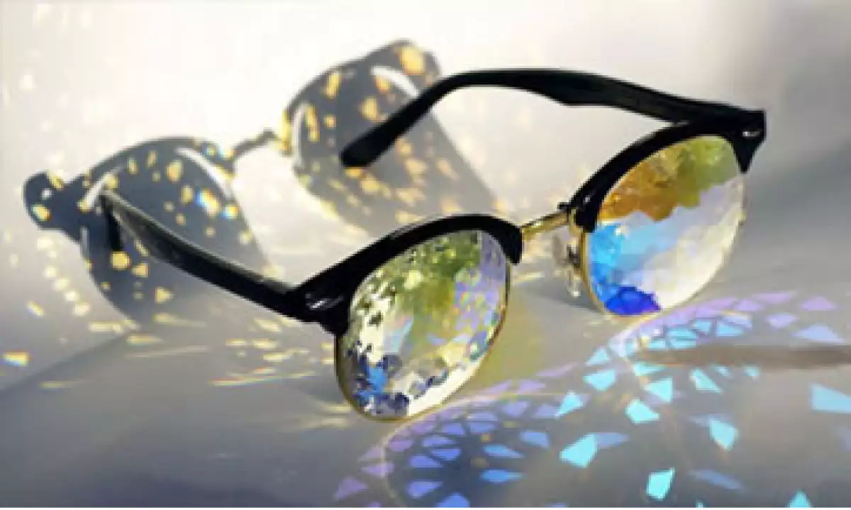 Cada año, se vende 10 y 15 millones de pares de lentes oftálmicas en México. (Foto: foto tomada de Life & Style )
