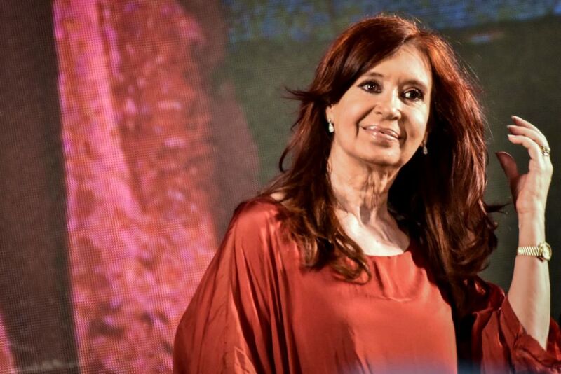 Cristina Fernández vuelve al poder 1.jpg