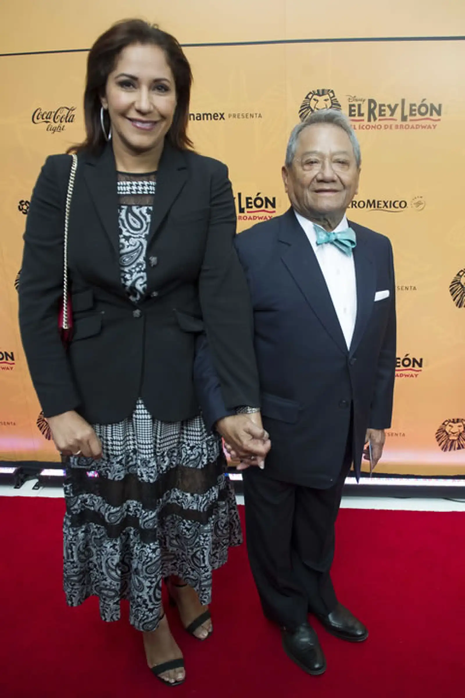 Laura Villa y Armando Manzanero.