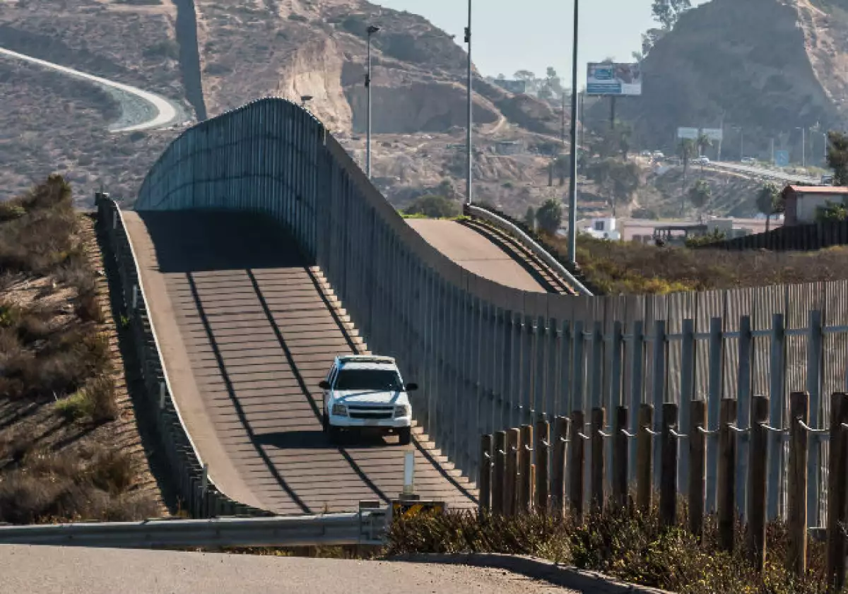 el muro en la frontera norte
