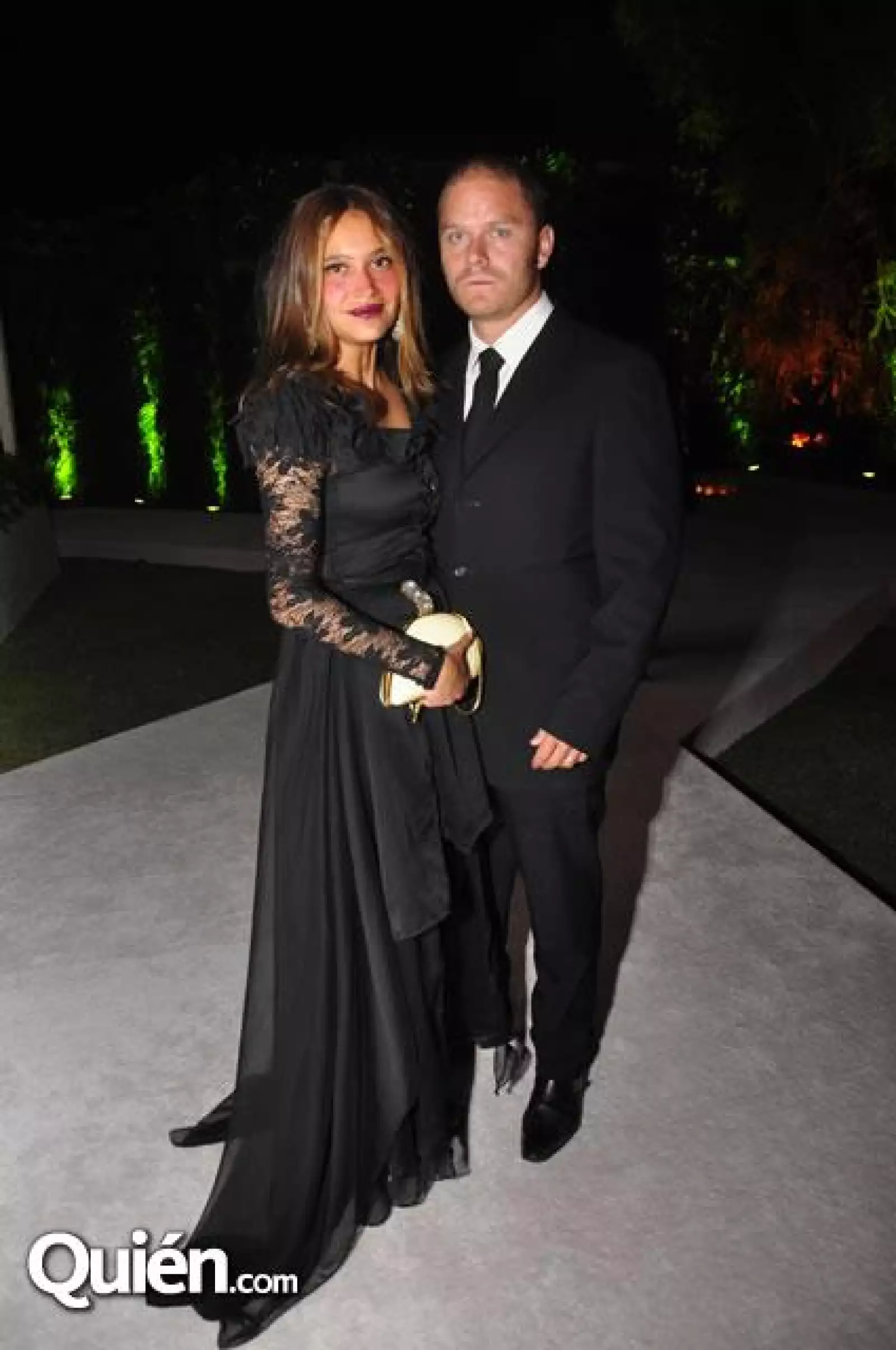 Giovanna Arroyo,Carlos González