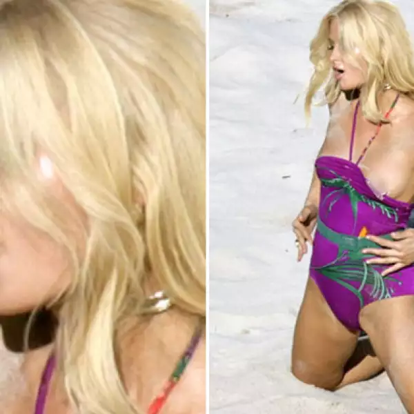 Paris Hilton durante un viaje a la playa en el que dejó ver casi todo de sí.