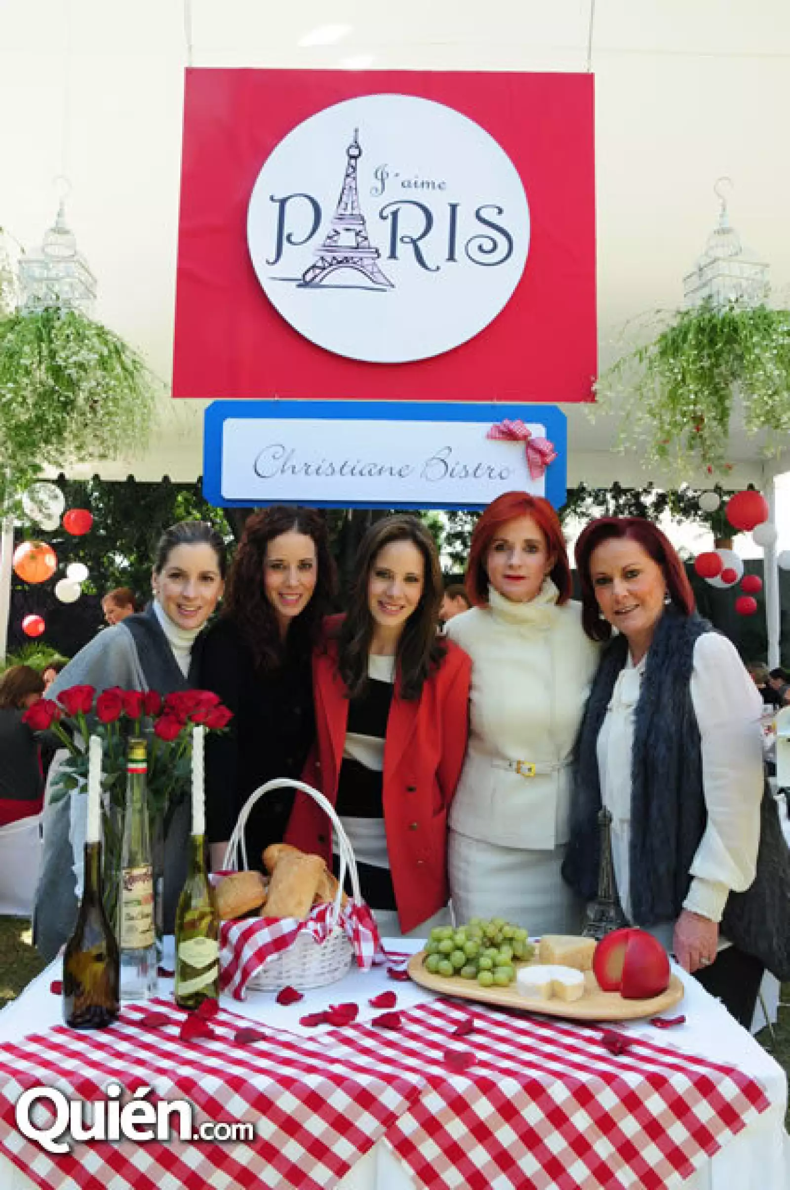 Maria José Lapuente,Mireile Yeme,Christiane Yeme,Laura Alarcón,Mireille Garcín