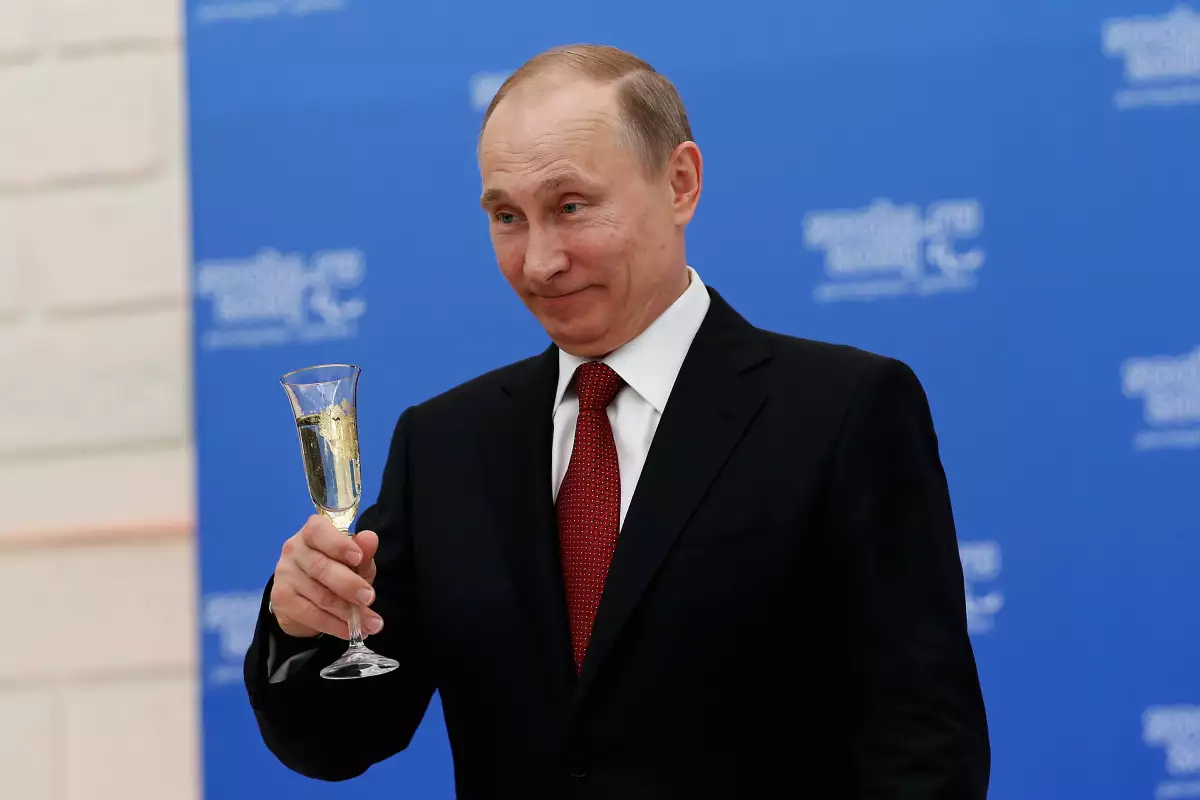 Durante años, los críticos de Putin han jugado a adivinar el tamaño de la fortuna privada del líder de Rusia.