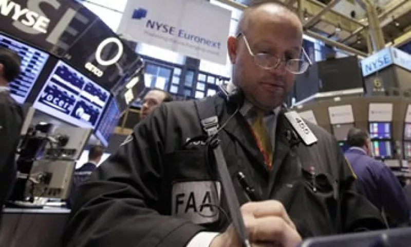 Los datos económicos de China contrarrestan las pérdidas en Wall Street tras el reporte corporativo de Intel.  (Foto: Reuters)