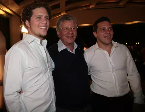 Gary, Carlos y Mark Alazraki.