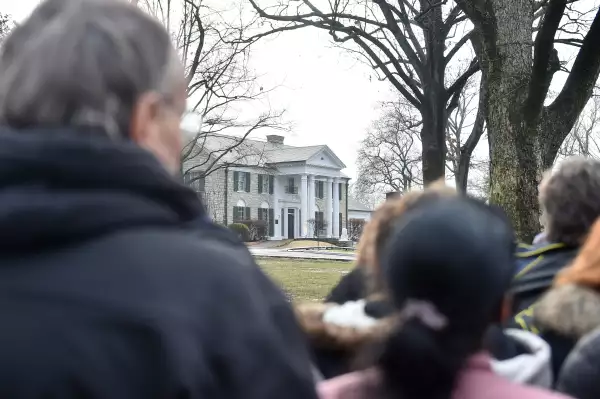 El funeral de Lisa Marie en Graceland, la mansión de Elvis en Memphis 
