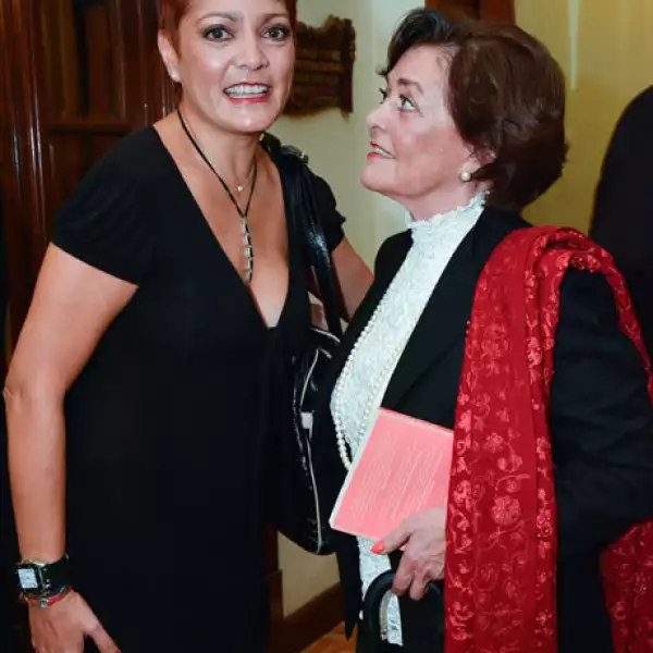 Iliana Anaya y Gaby Gómez de Parada