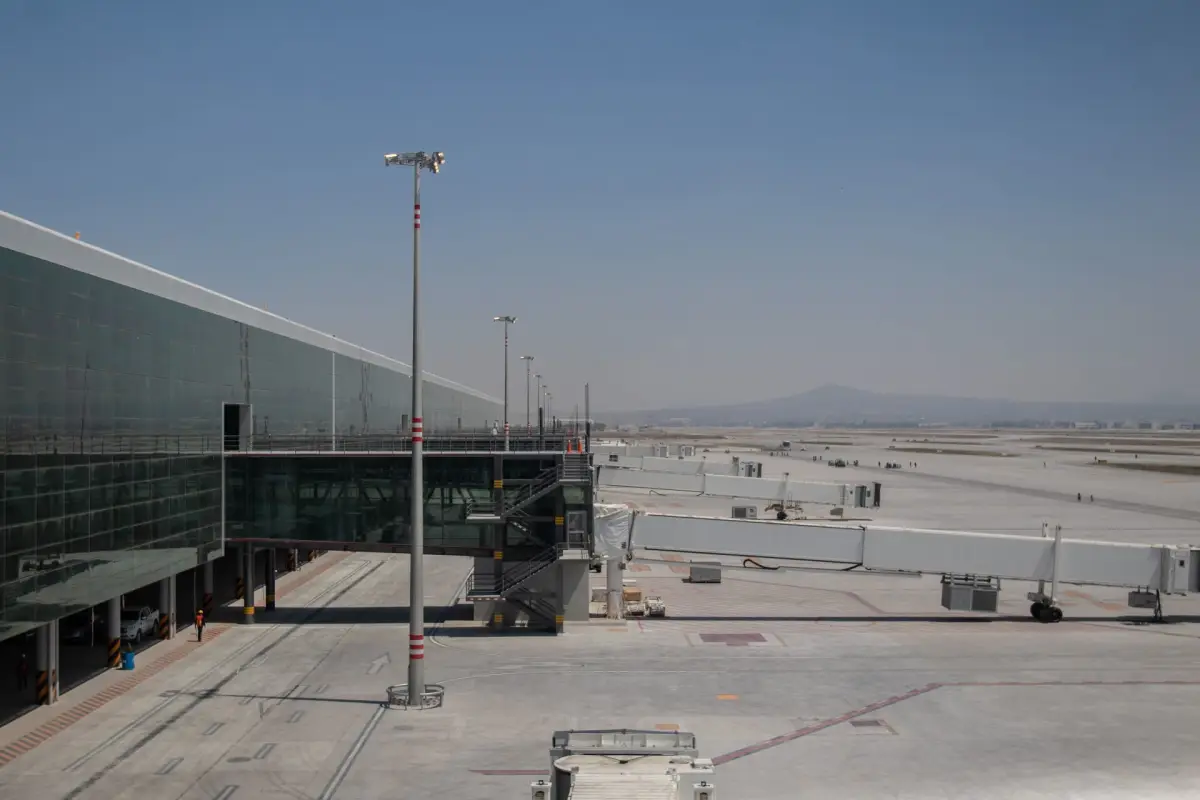 aeropuerto-santa-lucia