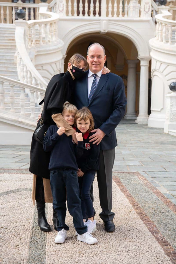 Princesa Charlène, Príncipe Alberto, Jacques y Gabriella