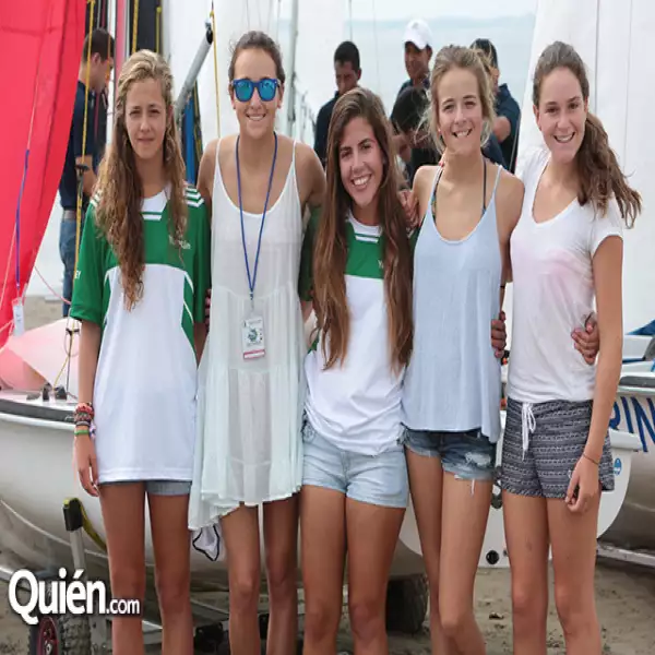 Clara de la Lama,Camila Flores,Renata Millet,Casilda Flores,Carlota Caso
