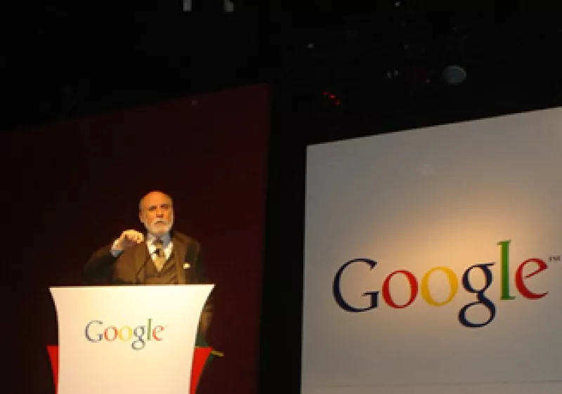 El vicepresidente de Google, Vinton Cerf, dijo no ver razones para aplicar impuestos al Internet. (Foto: Mario de la Rosa)