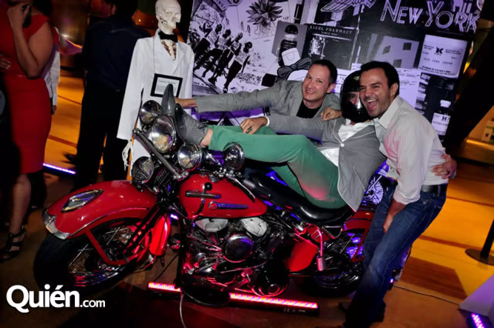 César Aristóteles,Abraham García y Carlos Gómez