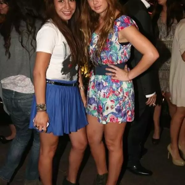 Carolina Manterola,Rosela Padilla